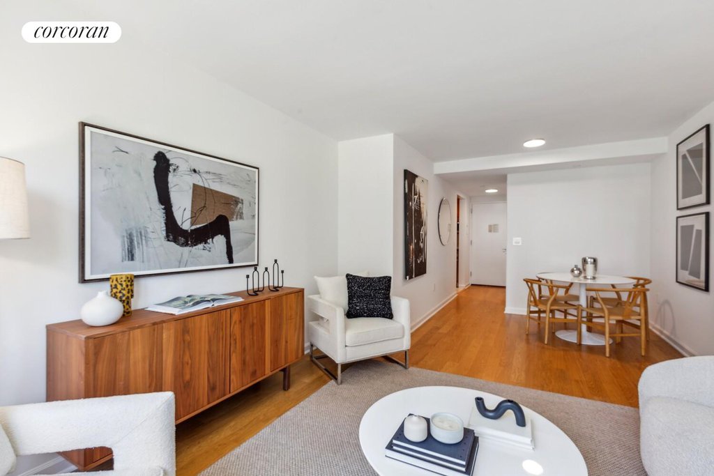 425 Main Street, Unit 9T photo 3