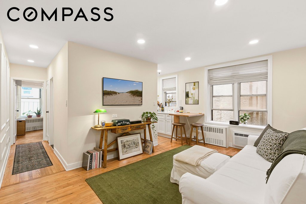 446 Central Park West, Unit 6D