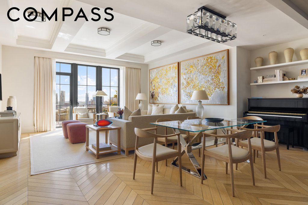 212 West 18th Street, Unit 15A photo 2