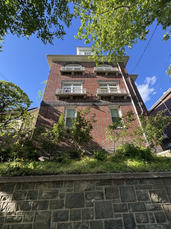 363 West 261st Street – For Sale photo 6