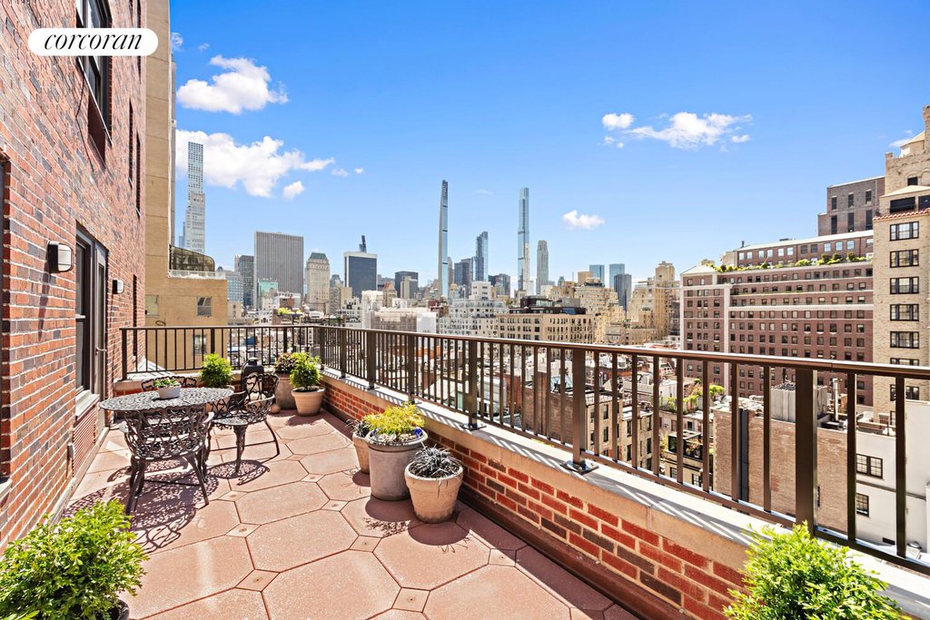 710 Park Avenue, Unit 14E