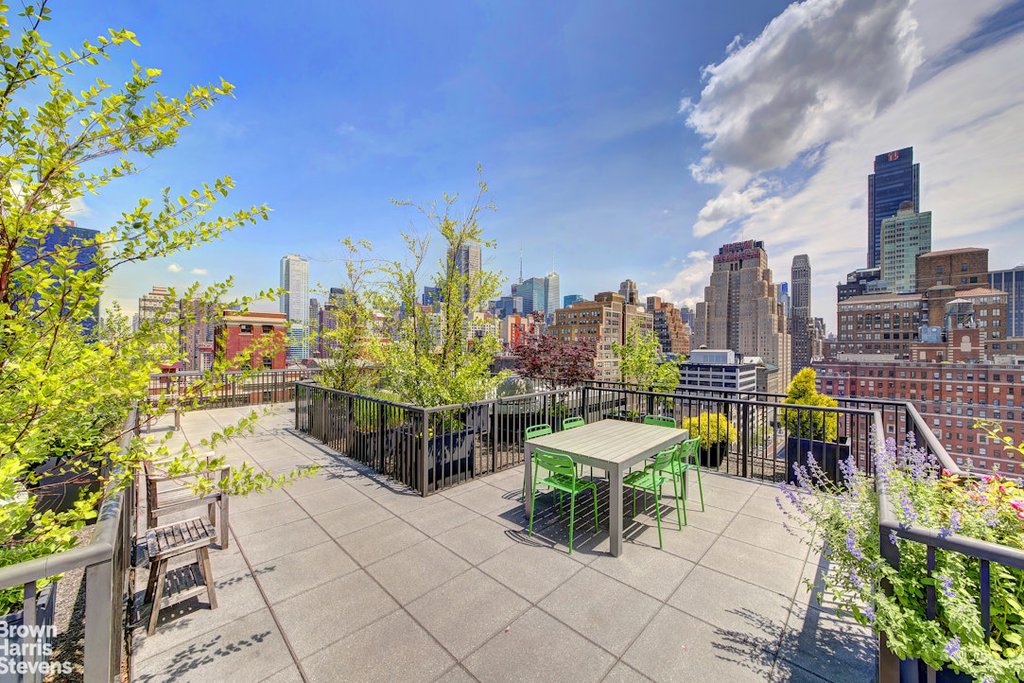 430 West 34th Street, Unit 3J photo 10