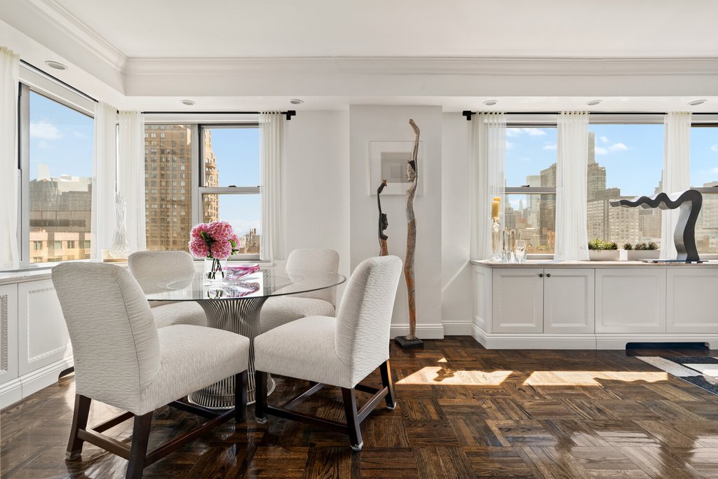 360 East 72nd Street, Unit C2501 photo 3