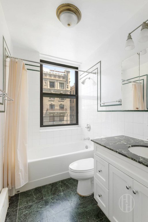 375 Riverside Drive, Unit 6B photo 9