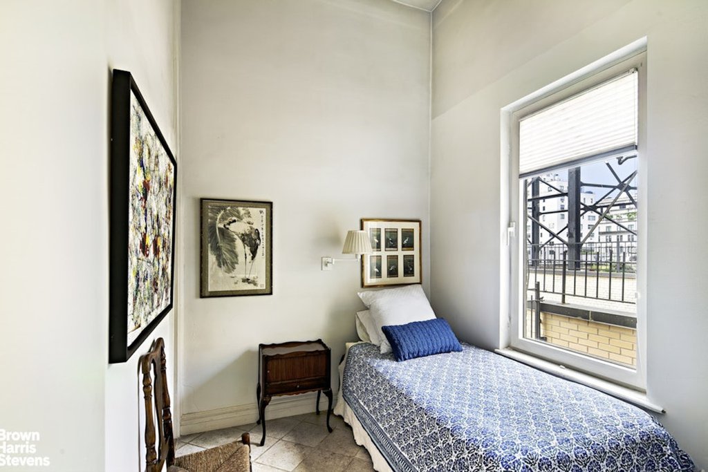 136 East 64th Street, Unit PHC photo 8