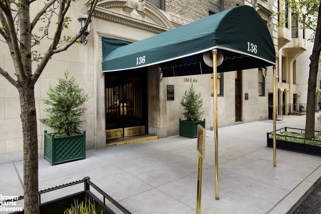 136 East 64th Street, Unit PHC photo 10