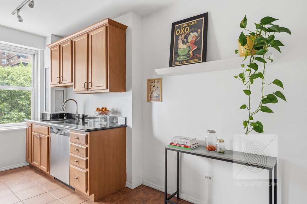 457 FDR Drive, Unit A502 photo 4