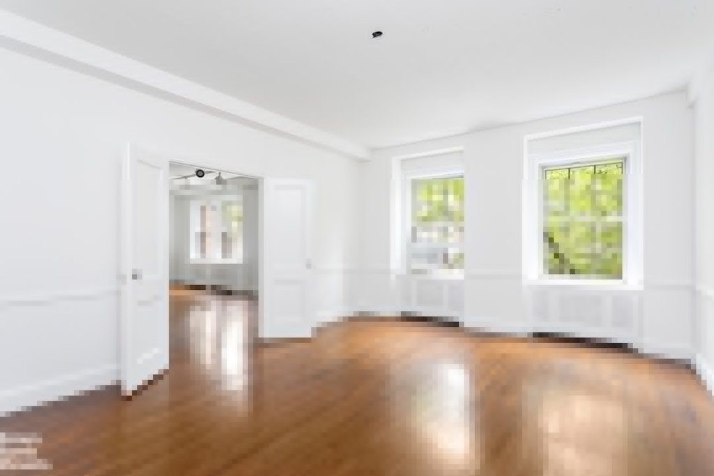 133 East 64th Street, Unit 3B photo 3