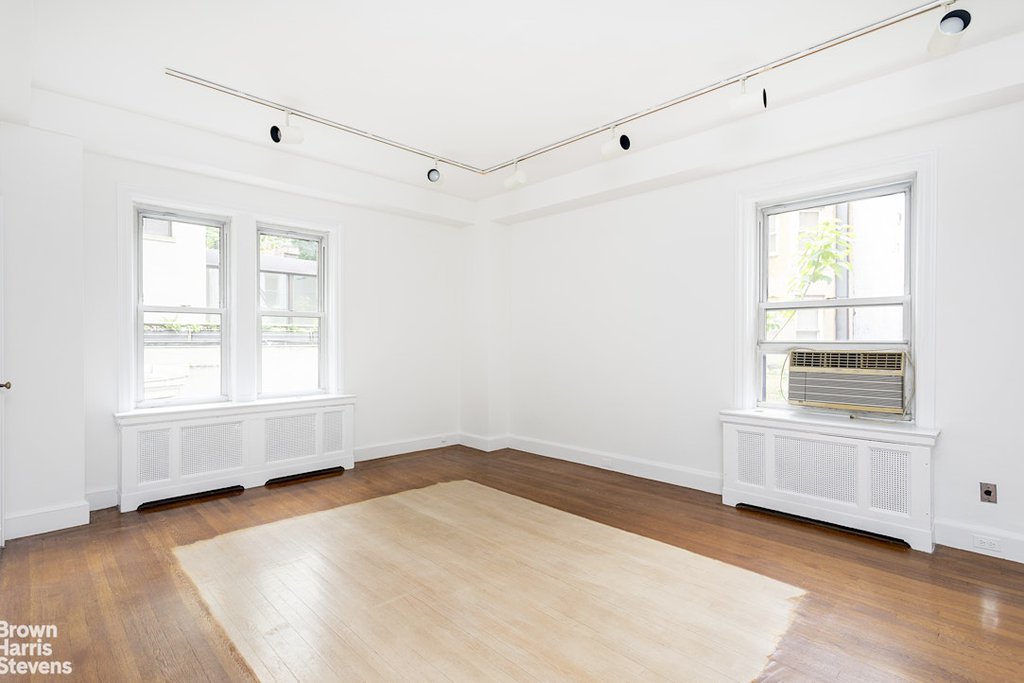 133 East 64th Street, Unit 3B photo 7