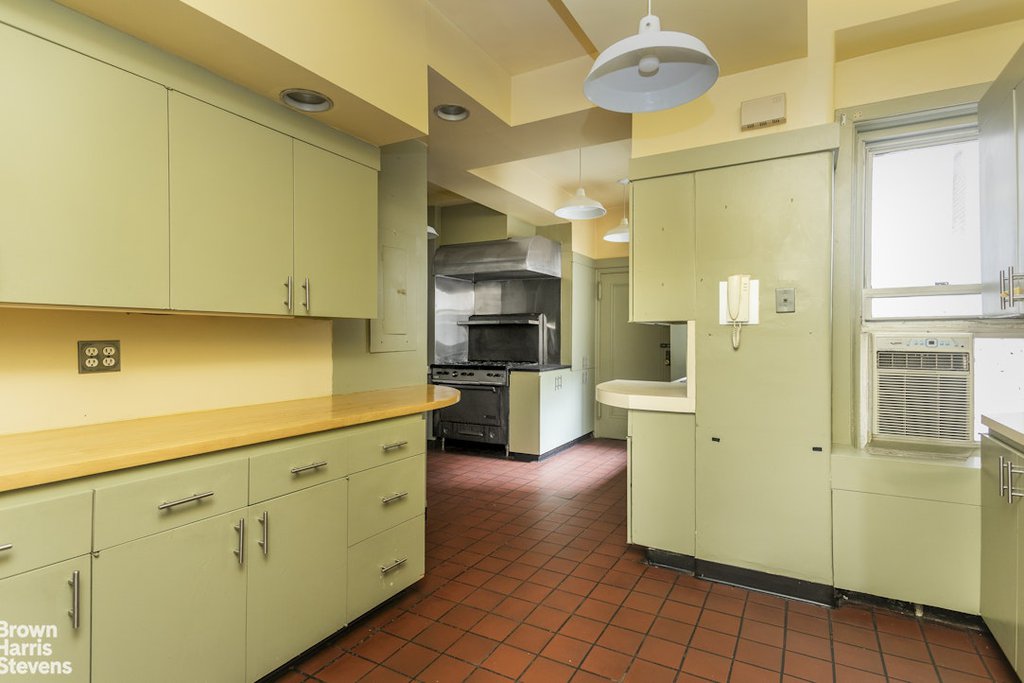 133 East 64th Street, Unit 3B photo 10