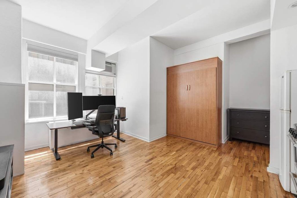 4 Lexington Avenue, Unit 2N photo 4