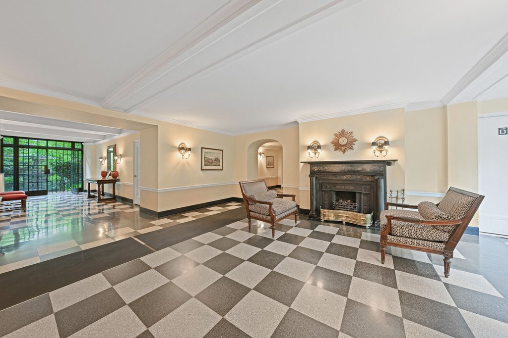 230 East 50th Street, Unit 4C photo 12