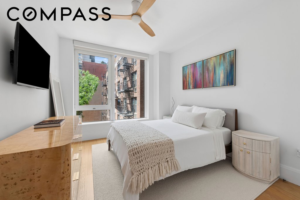 368 Third Avenue, Unit 4C photo 5