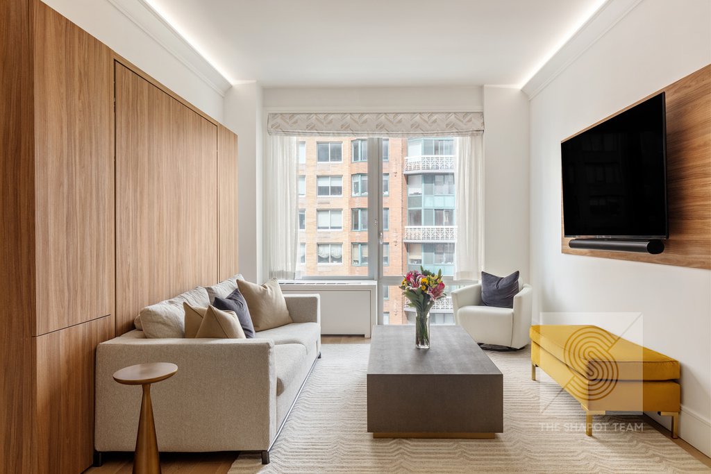 212 West 72nd Street, Unit 8F
