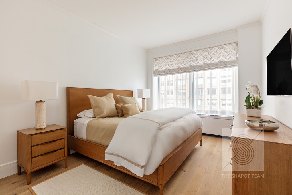 212 West 72nd Street, Unit 8F photo 5