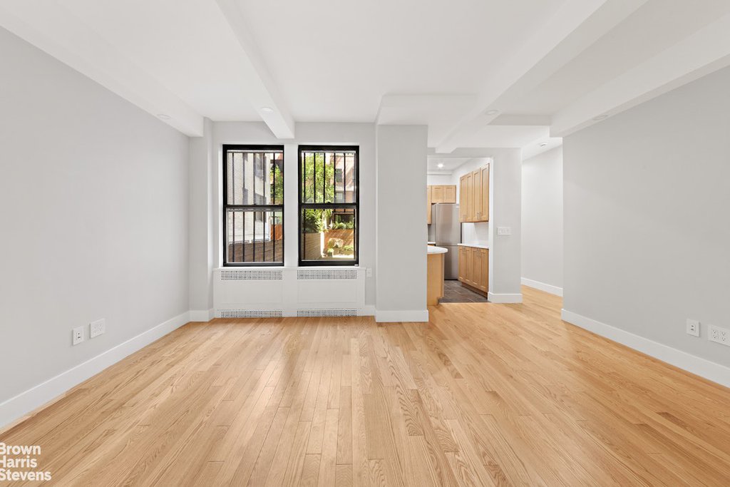 235 East 73rd Street, Unit 1H photo 4