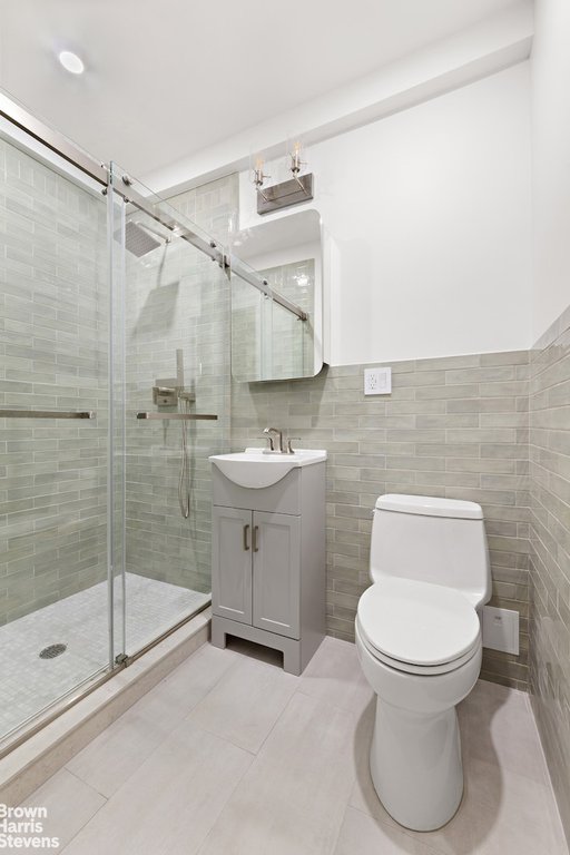 235 East 73rd Street, Unit 1H photo 6