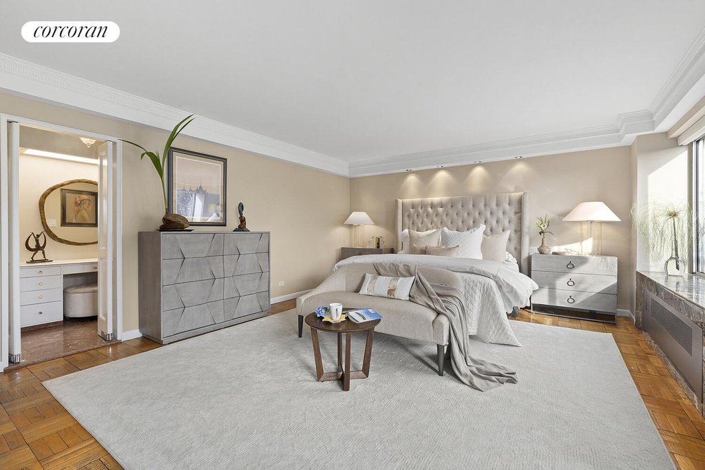 1050 Fifth Avenue, Unit 18A photo 10
