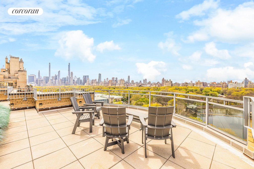 1050 Fifth Avenue, Unit 18A photo 19