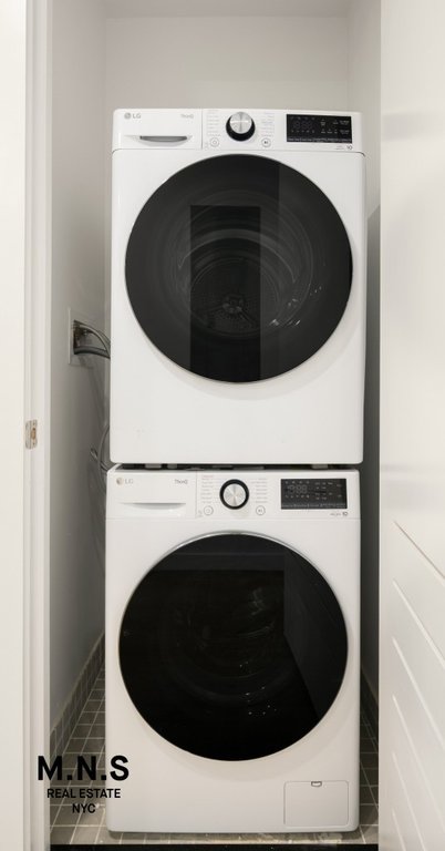 1042 Atlantic Avenue, Unit 7L photo 5