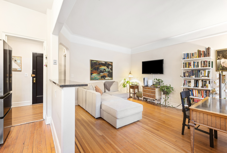 124 East 91st Street, Unit 2D photo 4