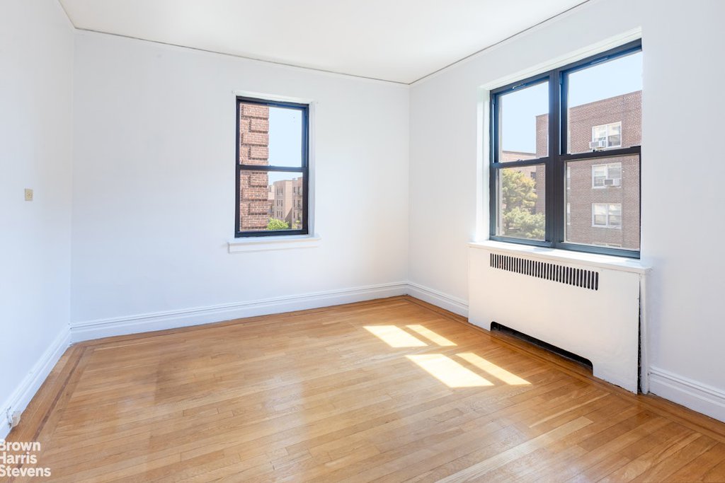 3215 Netherland Avenue, Unit 4E photo 9