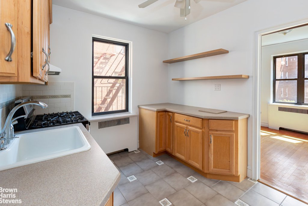 3215 Netherland Avenue, Unit 4E photo 11