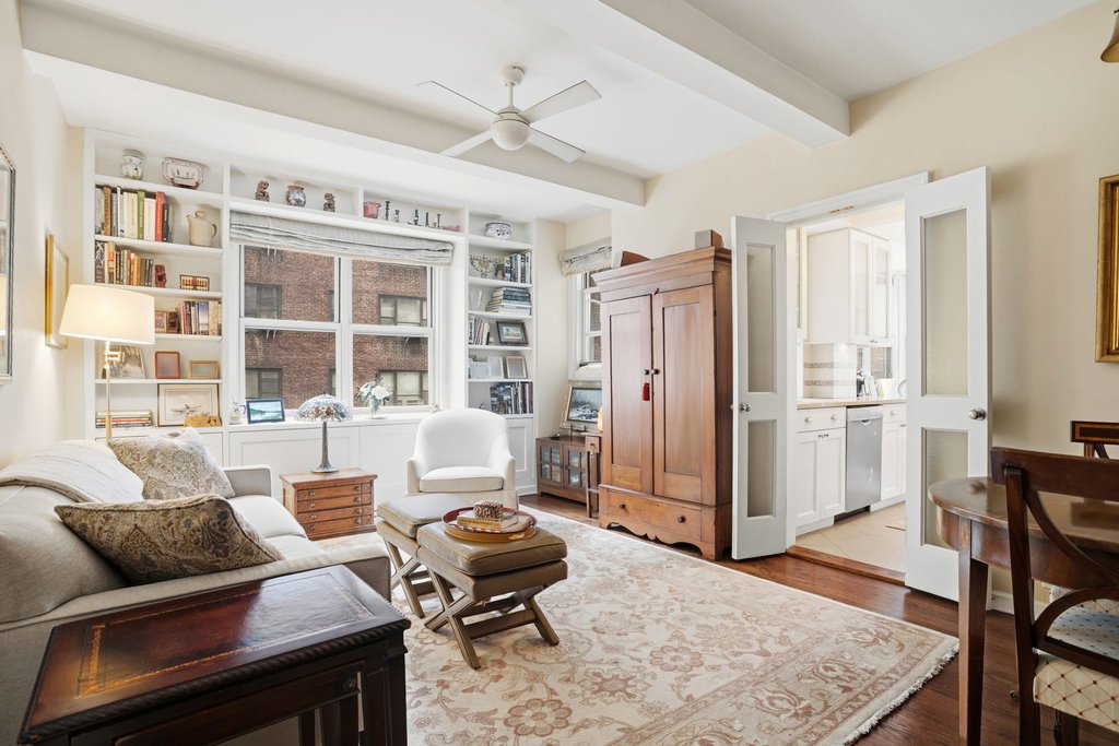 220 Madison Avenue, Unit 6R