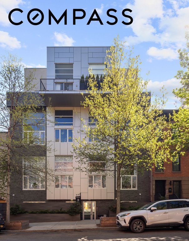 109 Waverly Avenue, Unit 4B photo 8