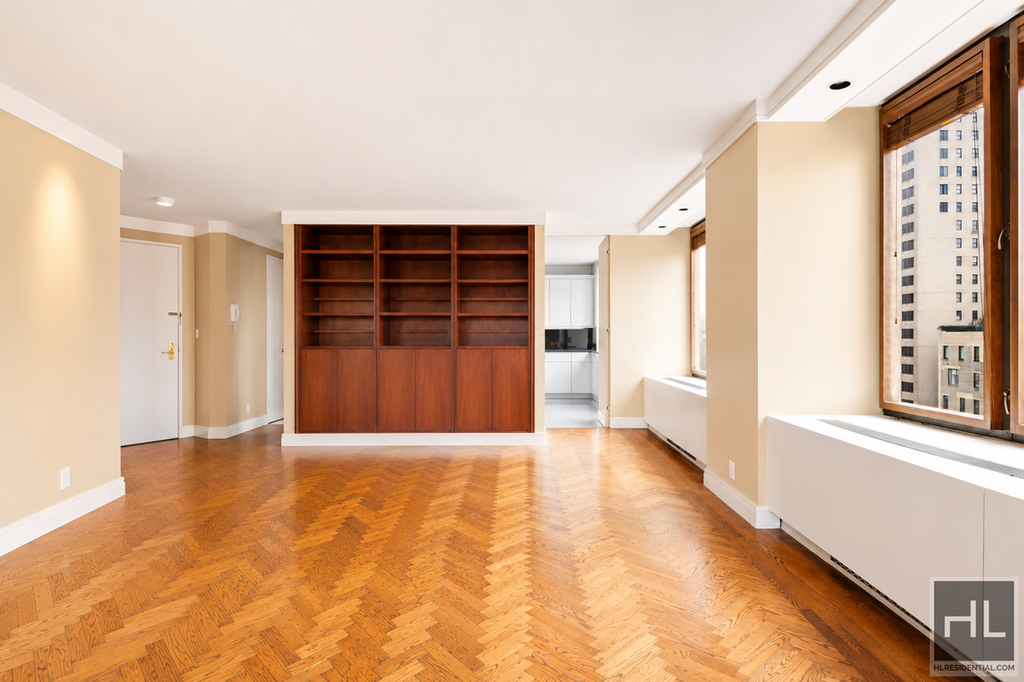 45 East 80th Street, Unit 17B photo 4