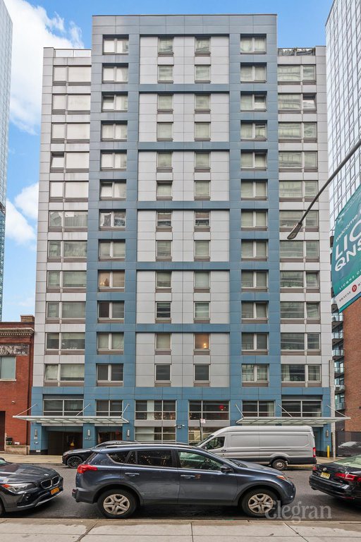 44-27 Purves Street, Unit 8D
