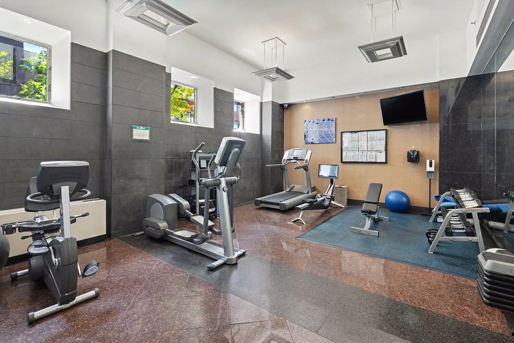 421 West 54th Street, Unit 5F photo 10