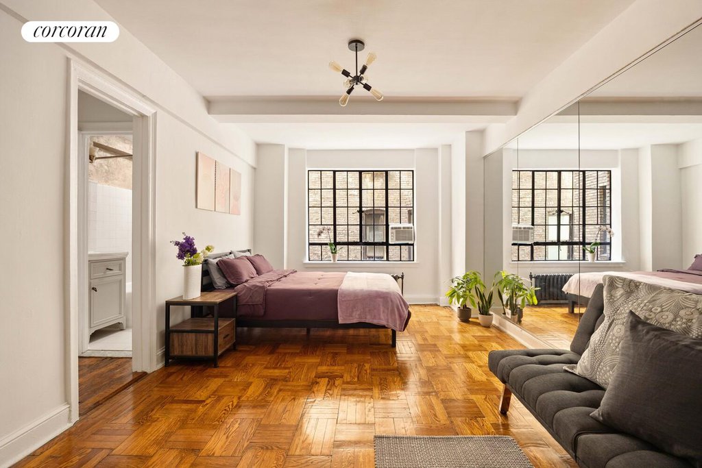 140 East 40th Street, Unit 3J