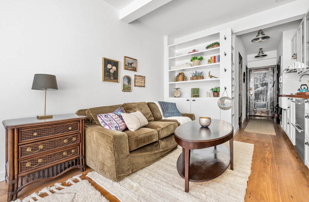 310 Riverside Drive, Unit 1110 photo 3
