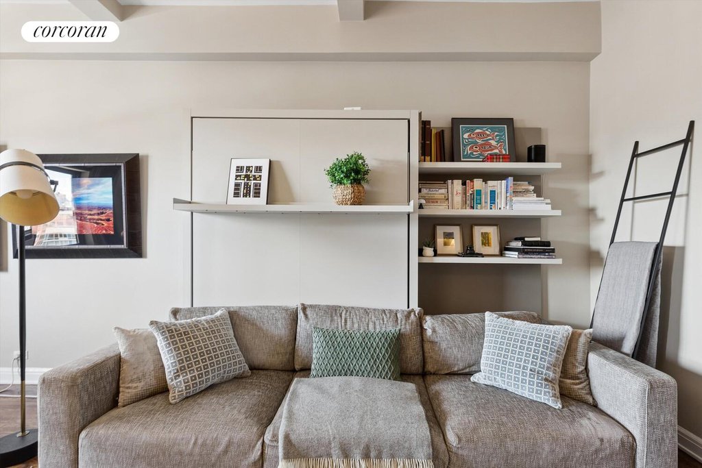 161 West 16th Street, Unit 16I photo 3