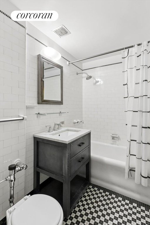 161 West 16th Street, Unit 16I photo 6