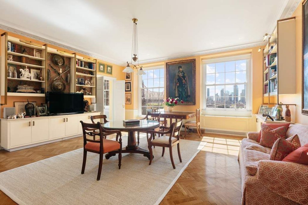 1 Sutton Place South, Unit 9/10B photo 6