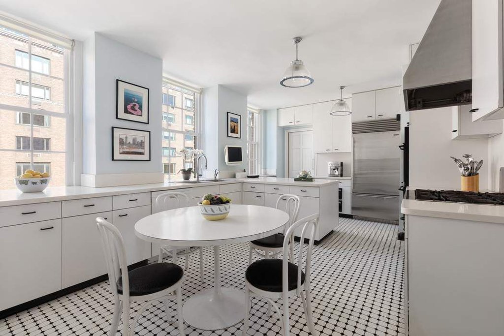 1 Sutton Place South, Unit 9/10B photo 9