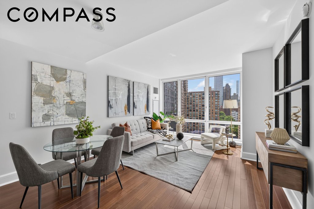 60 Riverside Boulevard, Unit 1810