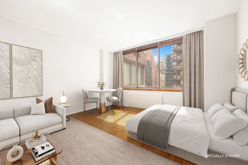 235 East 40th Street, Unit 9I photo 3