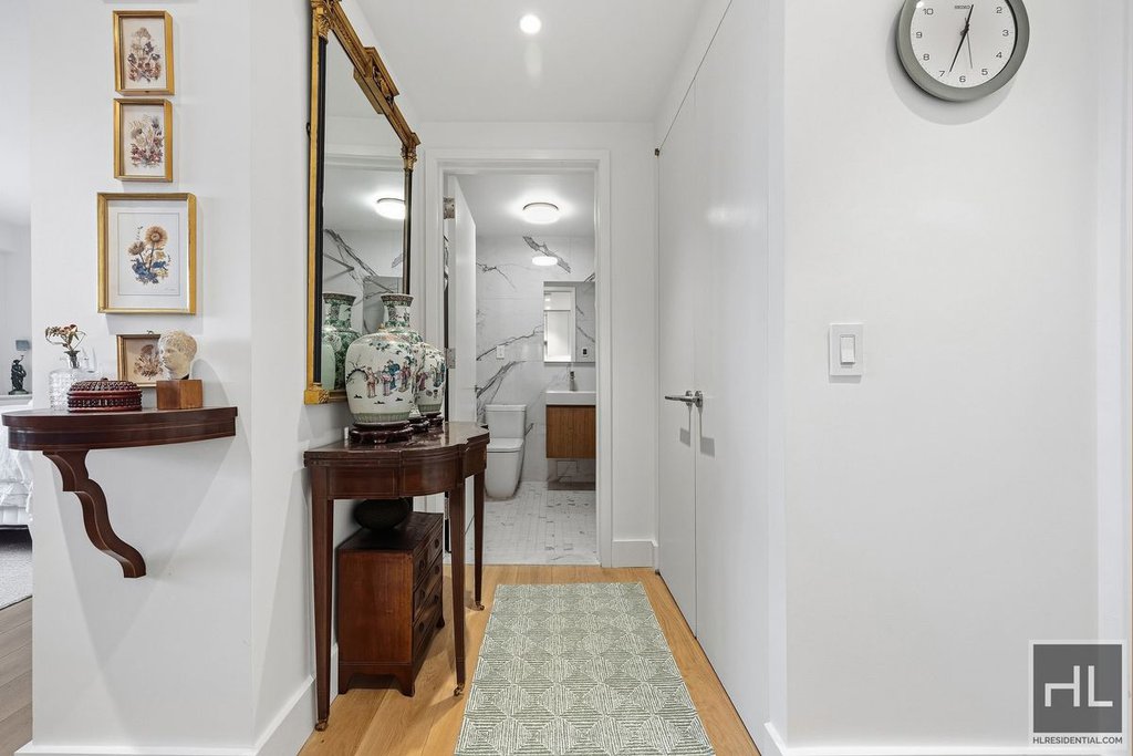 100 West 93rd Street, Unit 21E photo 8