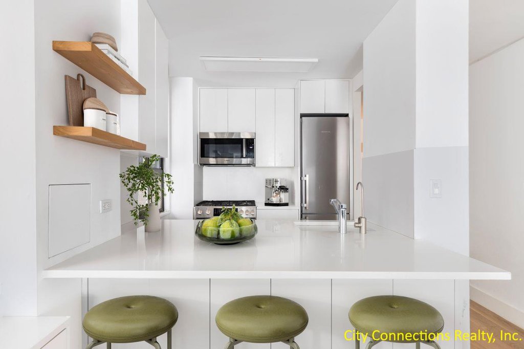 347 West 57th Street, Unit 14F photo 4
