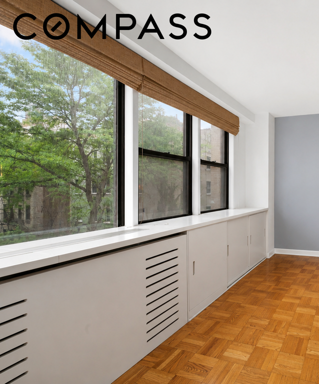 201 East 21st Street, Unit 5G photo 5