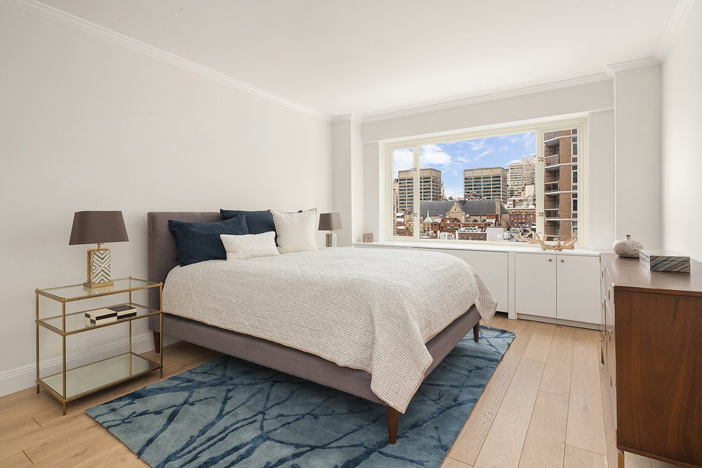 166 East 63rd Street, Unit 5E photo 4