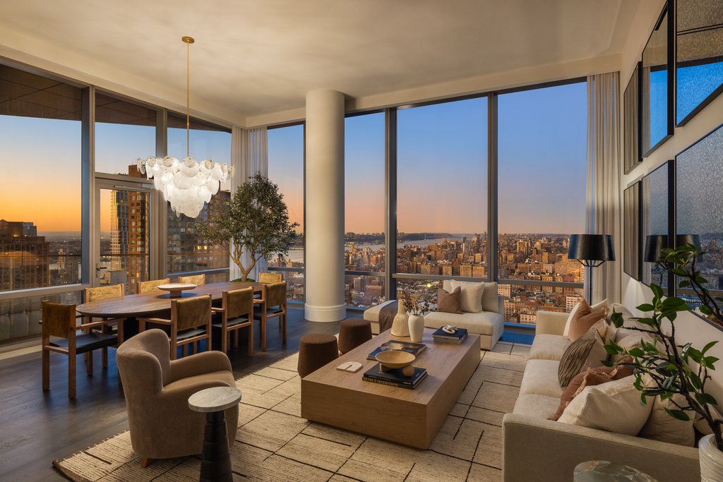 50 West 66th Street, Unit 42W photo 2
