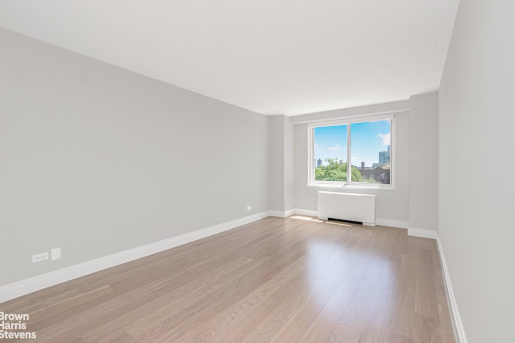 3333 Henry Hudson Parkway, Unit 8B photo 6