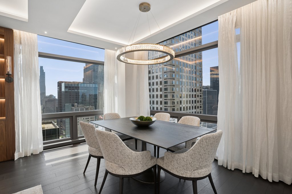 721 Fifth Avenue, Unit 41H photo 2