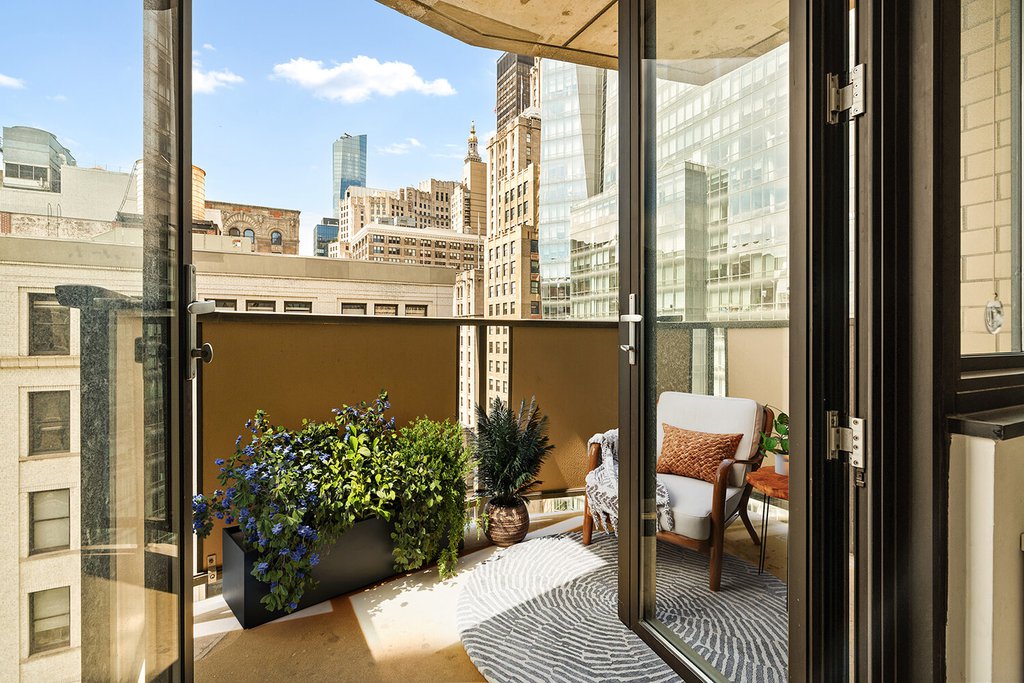 407 Park Avenue South, Unit 17A photo 3