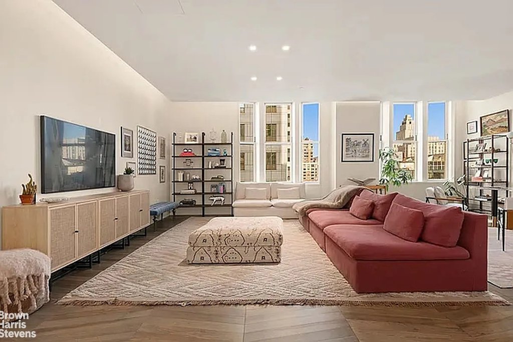 49 Chambers Street, Unit 8E photo 3