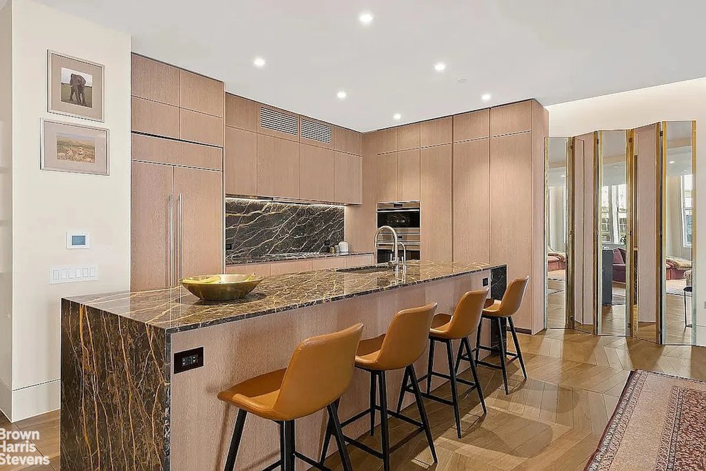 49 Chambers Street, Unit 8E photo 6